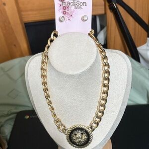 Madison Gold Chain Necklace with Lion Pendant